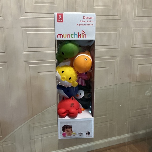Munchkin Other - Brand New Munchkin Bath Squirts Ocean Friends – 8pcs (Brand New)